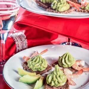 TARTINE ALLA MOUSSE DI AVOCADO - S 2203004 - 4600