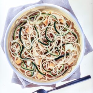 SPAGHETTI CON SCAMORZA E ZUCCHINE - S 2200 - 4809