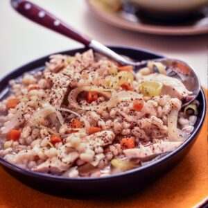 MINESTRA DI ORZO E POLLO ALLE SPEZIE - S2404171 - 4887