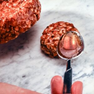 S 15990 CESTINO DI CROCCANTE CON FRUTTI DI BOSCO E PANNA MONTATA STEP