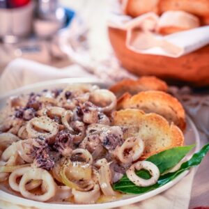 S 1402062 CALAMARI ALLA GRADESANA