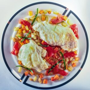 MERLUZZO AL VAPORE CON VERDURE