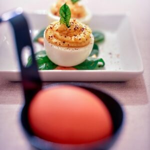 BOCCONCINI DI UOVA FARCITE CON CREMA DI MELE AL CURRY - S 2304549 - 6294