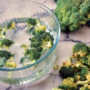 PENNETTE CON BROCCOLETTI E SUGO DI VONGOLE (STEP 1) - S 2404039 - 6397