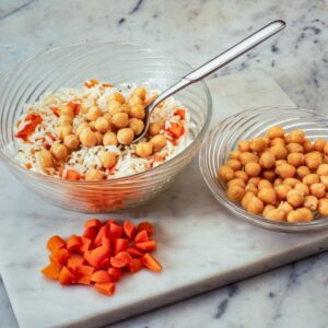 NSALATA DI RISO CON ARANCE, SCAMPI E CECI (STEP 4) - S2504248 - 5600