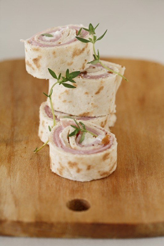 SPIRALI DI PROSCIUTTO DI PRAGA CHEVRE TIMO - 1224