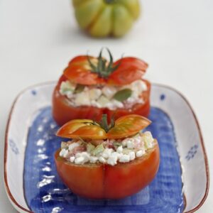 POMODORI RIPIENI CON FIOCCHI DI LATTE AVOCADO POMODORO CIPOLLOTTO MAGGIORANA - 1243