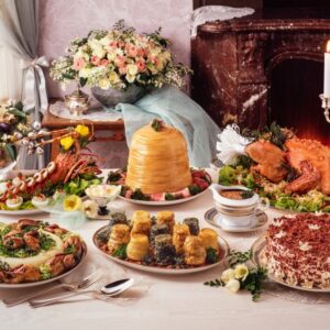 ARAGOSTA IN BELLAVISTA, PURÈ CON QUAGLIE, TIMBALLO DI BUCATINI, TACCHINO ARROSTO, PICCOLI TIMBALLI, TORTA DELLA FORESTA NERA - GI51830