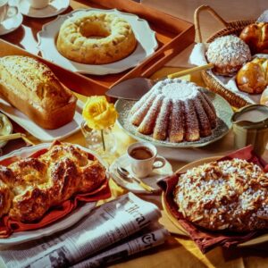 DOLCE DI FARINA GIALLA VENEZIANE E VERONESI CIAMBELLE ALLO YOGURT PANE ALLE MANDORLE TRECCIA AI CANDITI - S13990 - 2841