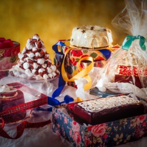 SCATOLA DI CIOCCOLATO, GIRANDOLA MARMORIZZATA, CROQUENBOUCHE AL CIOCCOLATO, SORPRESA FARCITA, TRIONFO AL CAFFÈ - S 48960 - 9189