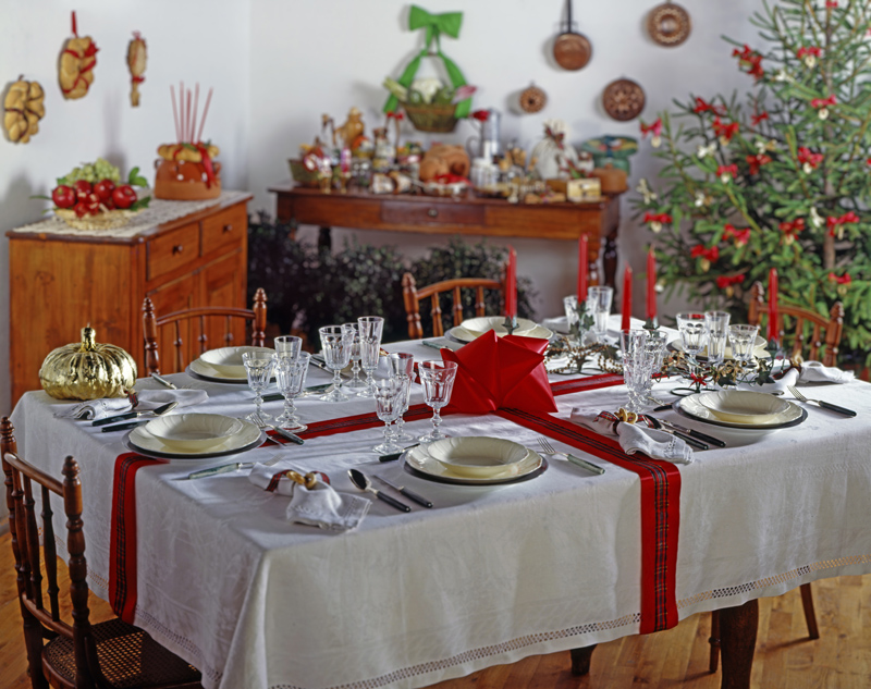 TAVOLA NATALIZIA IN CAMPAGNA -  S 2436910 - immagine 1
