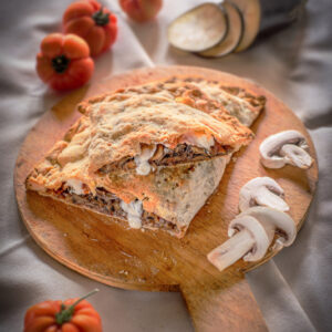 CALZONE CON POMODORI SALSA MELANZANE GRIGLIATE E CHAMPIGNONS - 0452