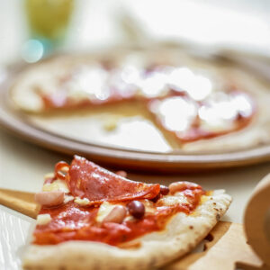 PIZZA CON SALAME E FAGIOLI - S0203061