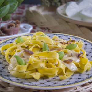 FETTUCCINE ALLA MOZZARELLA - GT6J3164