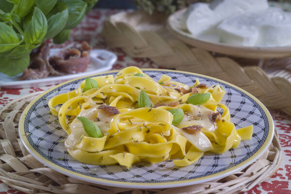 FETTUCCINE ALLA MOZZARELLA - GT6J3164