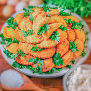 PANZEROTTI CON PROSCIUTTO E MOZZARELLA - GI20820