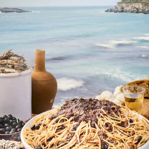 VERMICELLI CON CAPPERI, AGLIO, ACCIUGHE, OLIVE - 2427