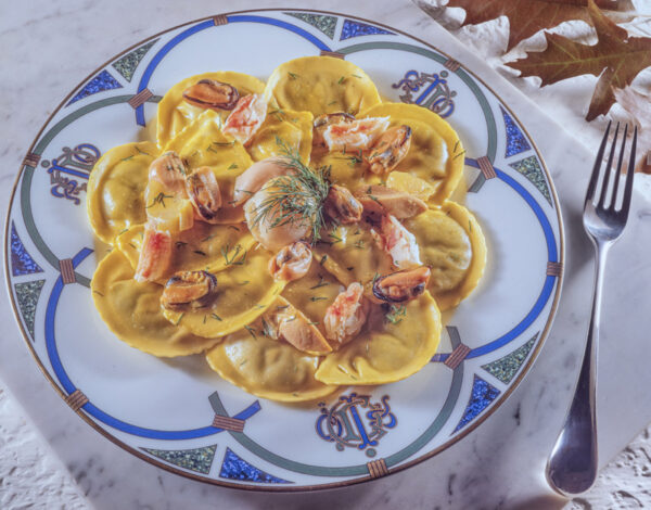 RAVIOLI IN CROSTA CON SUGO DI PESCE -  S238920 - 8144
