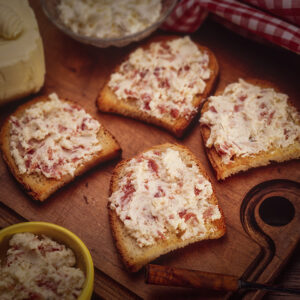 FETTE DI PANE CON CREMA DI FINOCCHIONA, BURRO, MASCARPONE - S47950 - 4935