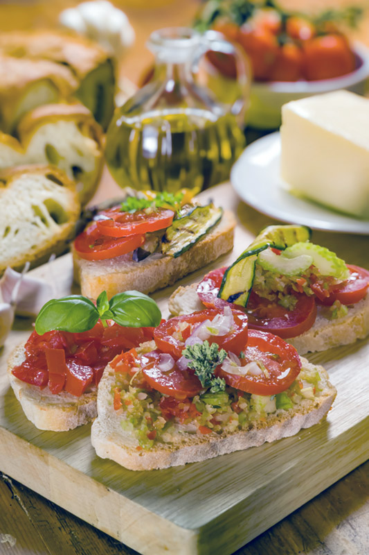 BRUSCHETTE SU TAGLIERE - GT6J0843