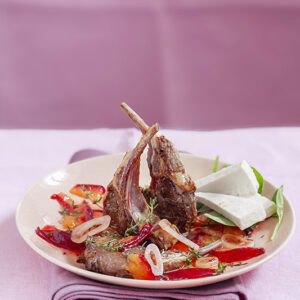 COSTOLETTE DI AGNELLO ALLE PRUGNE E PRIMOSALE - 7076
