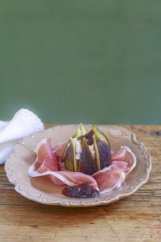 CON I FICHI - FICHI CON FETA PROSCIUTTO CRUDO MOSTARDA DI FICHI - 7094