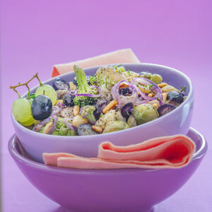 CON QUALCHE CHICCO D'UVA - INSALATA DI CAVOLINI DI BRUXELLES BROCCOLI CAVOLFIORI E UVA - 7228
