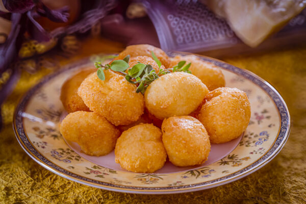 FRITTOLE SALATE AL PARMIGIANO - GT6J0310