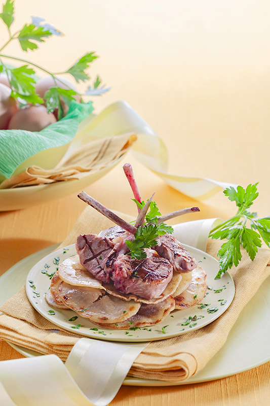 COSTOLETTE D'AGNELLO CON TORTINO DI PATATE - 4138