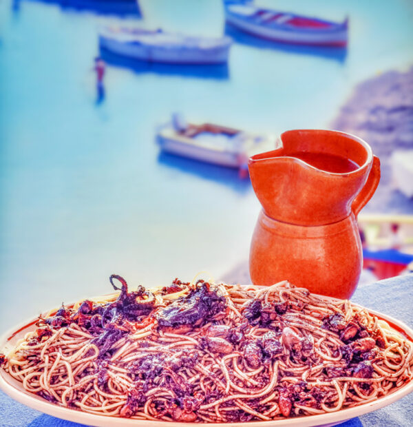 SPAGHETTI CON CALAMARI E SEPPIOLINE - 80526