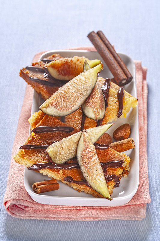 PIÙ FICHI – BISCOTTI DI PASTA DI MANDORLE E CANELLA E CIOCCOLATO CON FICHI - 1459