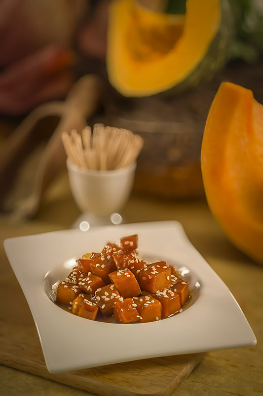 ZUCCA GLASSATA AI SEMI DI SESAMO - 1505