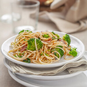 PASTA CON BROCCOLI PANGRATTATO E ACCIUGHE - 1451