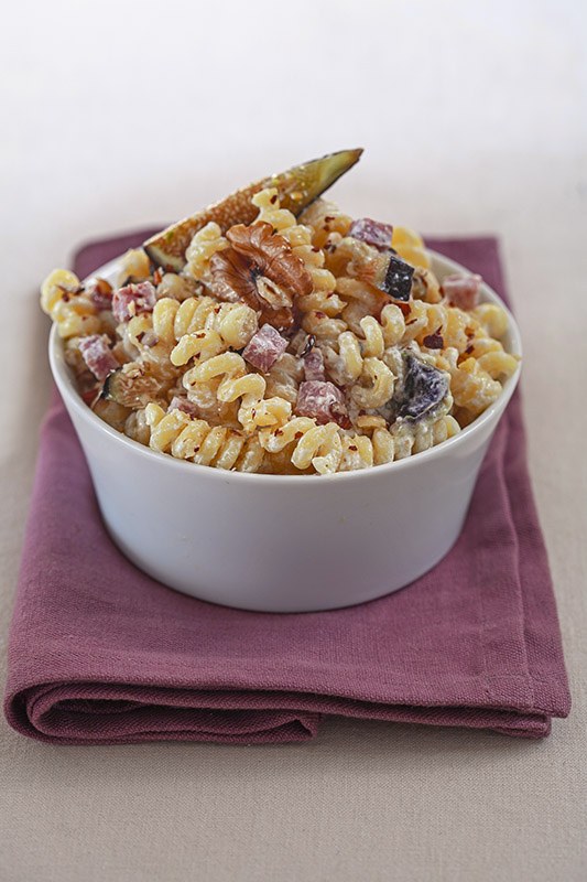 PIÙ FICHI – FUSILLI CON PANNA SCALOGNO FICHI PROSCIUTTO COTTO NOCI - 1436