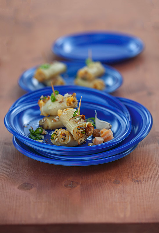 MEZZE MANICHE RIPIENE CON ZUCCA PANCETTA AGLIO PEPERONCINO MANDORLE E NOCI - FINGER FOOD - 0172