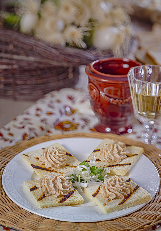 CROSTINI CON ARINGA AFFUMICATA - GT6J2176