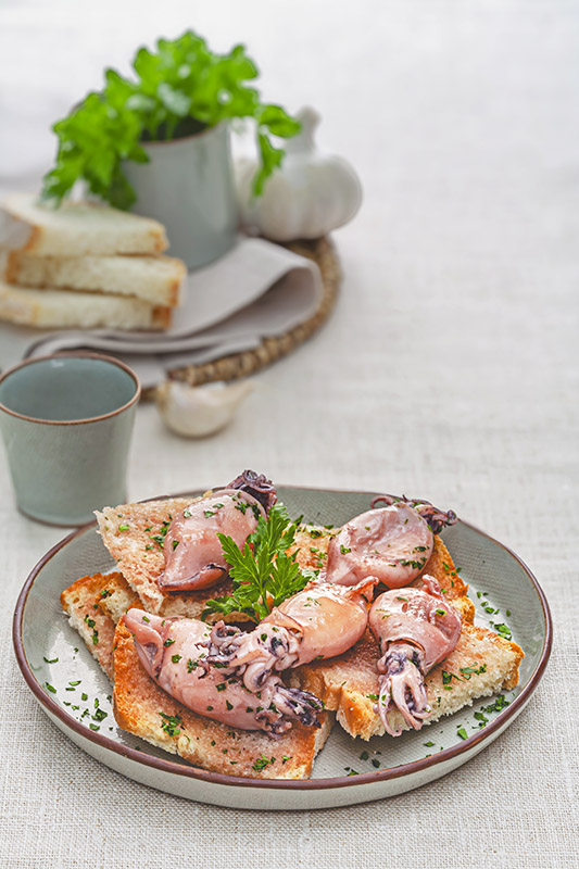 CROSTINI AI CALAMARETTI - 0945