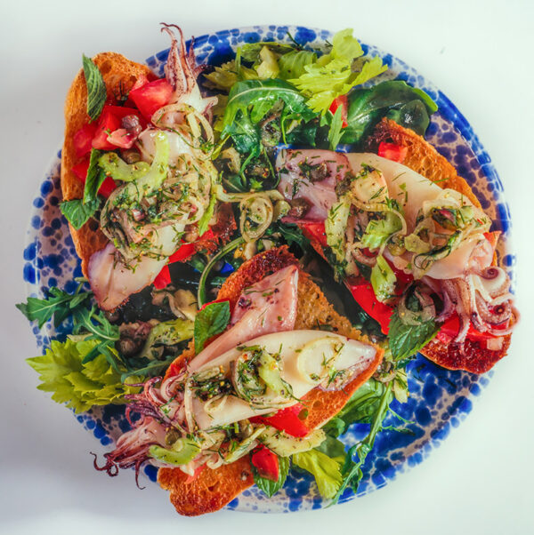CROSTONI CON SEPPIE E INSALATA - 7348