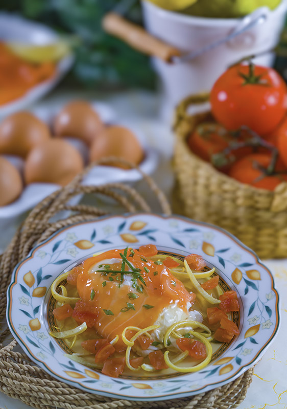 UOVA IN GELATINA CON SALMONE AFFUMICATO - 1504