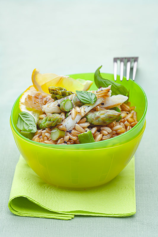 INSALATA DI KAMUT ASPARAGI MERLUZZO LIMONE BASILICO PEPE - 1640