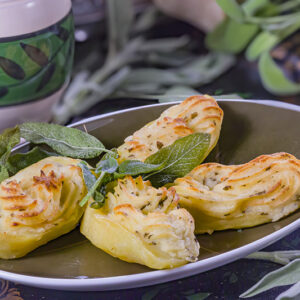 BARCHETTE DI PATATE ALLA SALVIA - GT6J1268