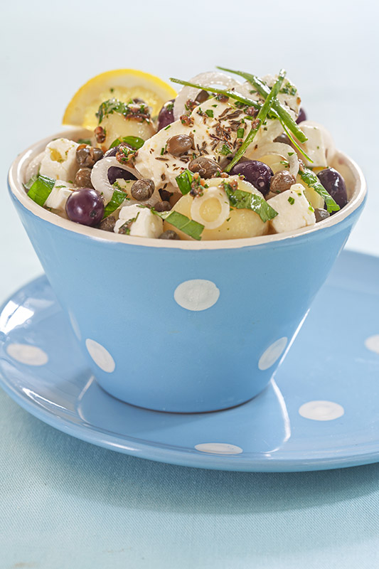 DALLA GRECIA - INSALATA DI PATATE NOVELLE FETA E OLIVE CAPPERI CIPOLLOTTI MENTA PREZZEMOLO BASILICO - 6987