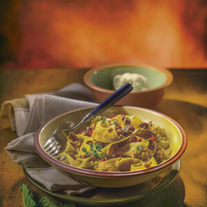 PAPPARDELLE CON CAVOLFIORE, CURRY, UVETTA E MAGGIORANA - 9757