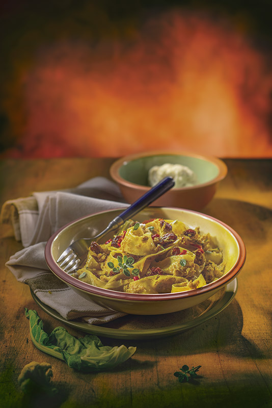 PAPPARDELLE CON CAVOLFIORE, CURRY, UVETTA E MAGGIORANA - 9757