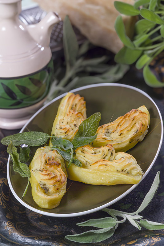 BARCHETTE DI PATATE ALLA SALVIA - 2164