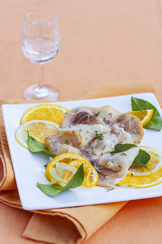 CARPACCIO DI PESCE SPADA MARINATO CON ARANCIA LIMONE E GRAPPA TIMO - 5777