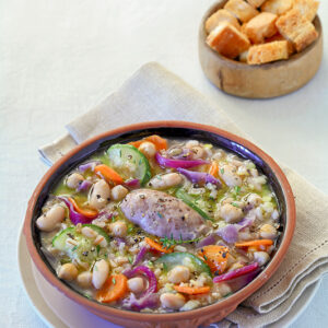 MINESTRONE RICCO CON SALSICCIA ORZO CANNELLINI CAVOLO ROSSO TIMO PEPE CAROTE ZUCCHINE CECI PARMIGIANO  - 0063