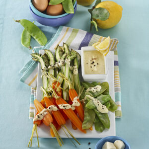 INSALATA PRIMAVERILE CON SALSA CALDA ALL'UOVO - 0389