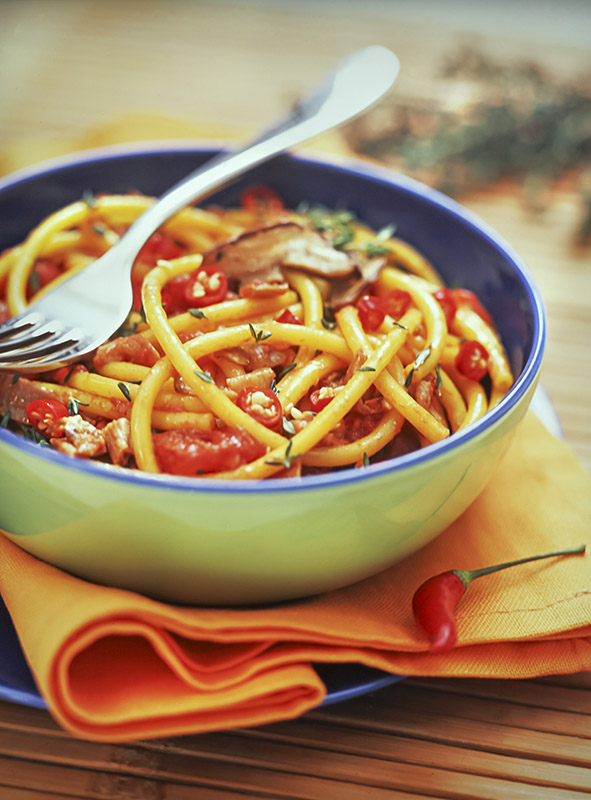 BUCATINI CON FUNGHI E ACCIUGHE - S2404667 - 4550