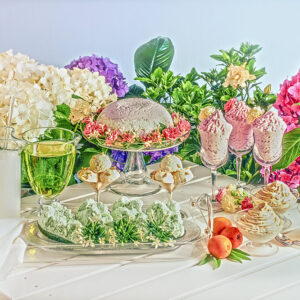 BOMBA AL GELSOMINO ROSA, GELATO DI AVOCADO,  GELATO DI NESPOLE, GELATO DI PINOLI - S111860 - 4710